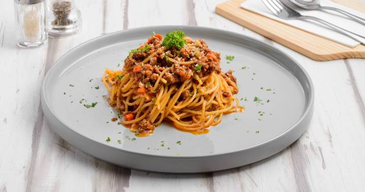 How do you make spaghetti bolognese taste better? Recipe expert says add one ingredient