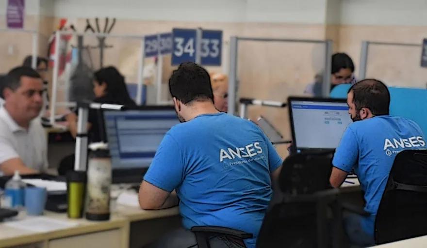 En septiembre, las jubilaciones, pensiones y asignaciones aumentarán 1,90 %