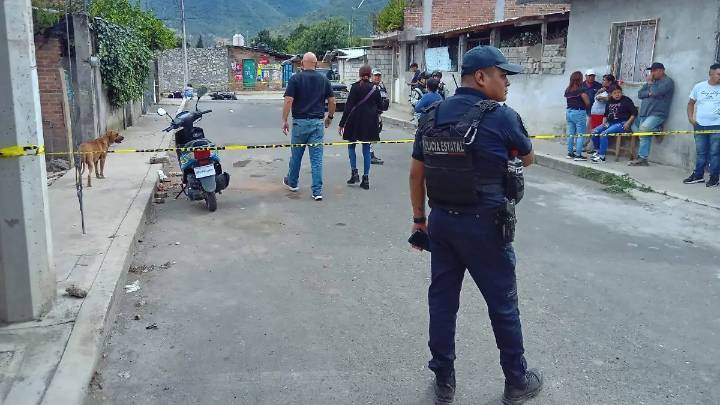 Personas armadas persiguen y quitan la vida a mecánico de motocicletas, en Maltrata