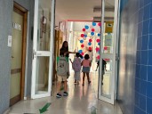 Nervios, ilusión y reencuentros en la vuelta al cole en Huelva