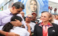 "¡El pueblo de Venezuela no tiene precio, no se le vende nadie!", subrayó el Jefe de Estado