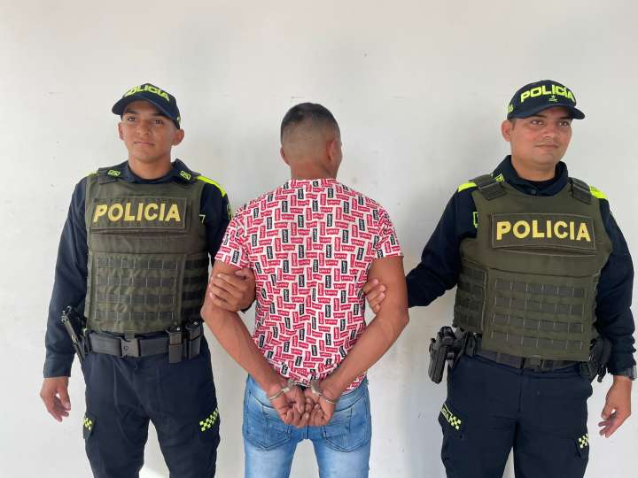 Policía Nacional, logra la captura de un hombre por orden judicial