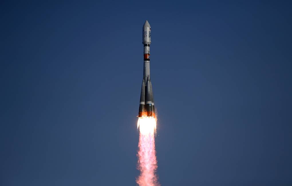 Rusia lanzó un cohete Soyuz con un satélite militar
