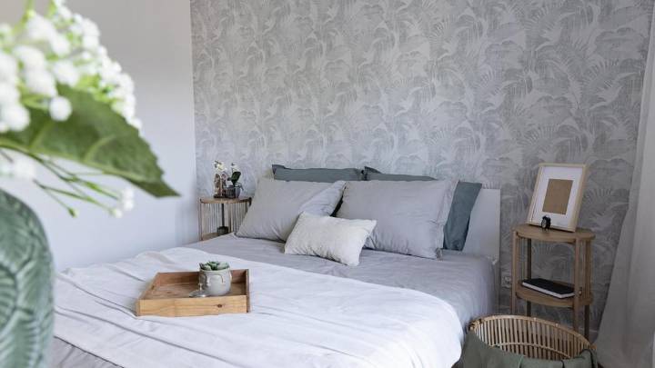 Papel pintado para el dormitorio: 8 ideas para lograr el cambio decorativo que quieres fácil, rápido y barato