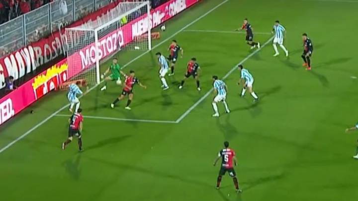 Tres salvadas de Espínola para evitar que Newell's empiece torcido ante Atlético Tucumán