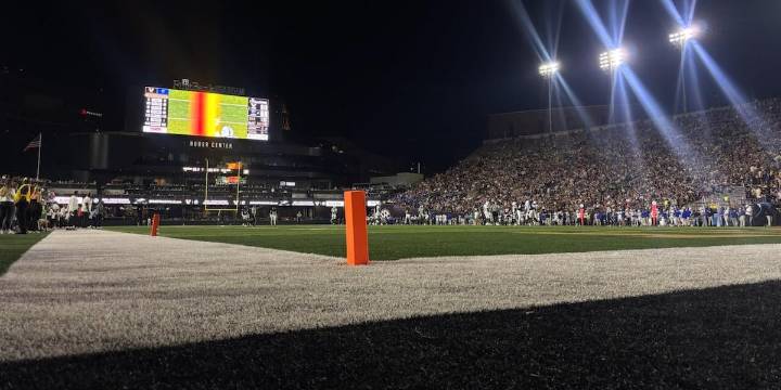 Vanderbilt cruises past Georgia State 70
