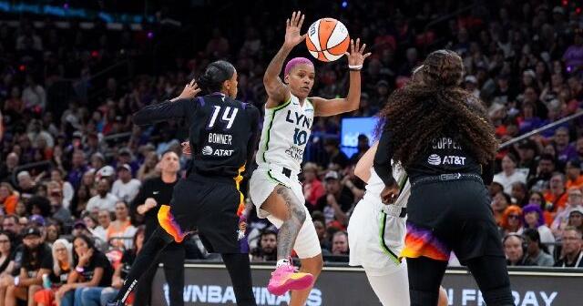 Mercury overcome 13-point deficit in 4th quarter, beat Lynx 86
