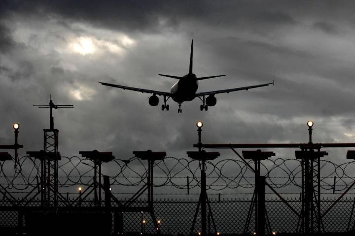 Migrant deportations yet to begin as Downing Street denies ‘shambles’