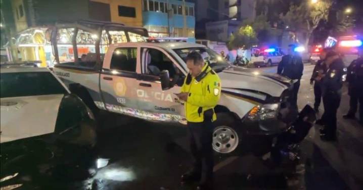 Choque entre patrullas deja tres policías lesionados en Venustiano Carranza