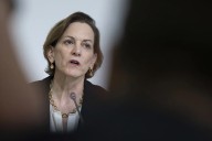 Anne Applebaum: "Con el ataque deliberado contra Polonia, Moscú quiere dividir a Europa y EEUU"