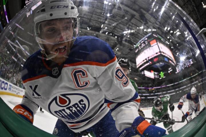 NHL Rumors: The Slow Play Continues as Connor McDavid Thinks Long