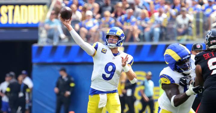 What bad back? Matthew Stafford helps lead Rams to season