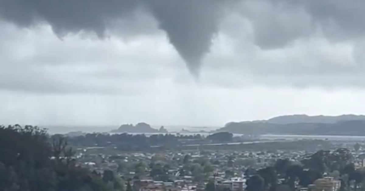 Reportan trombas marinas en zona sur: Armada avisa que cinco regiones podrían presentar este fenómeno