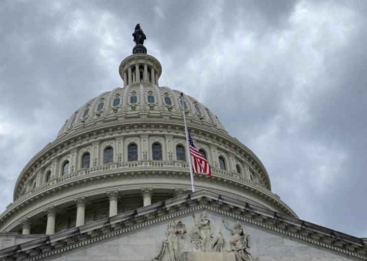 Spending showdown looms after Senate defeats House budget patch