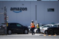 Union leaders to meet with Amazon workers at Delta, B.C., facility ahead of bargaining