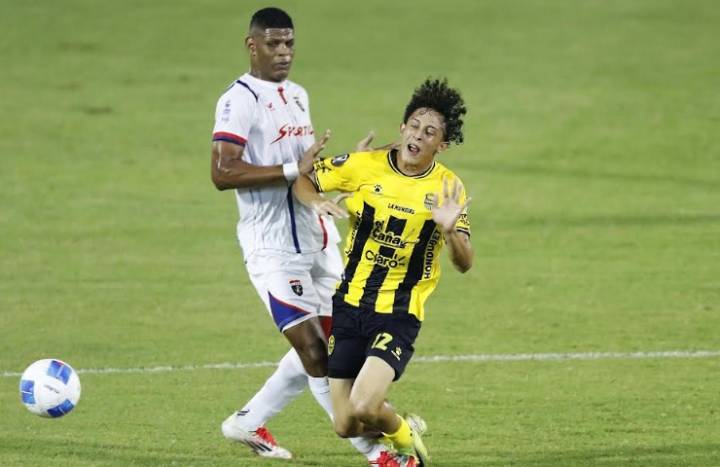 0-1. Plaza Amador vence a Real España y se acerca a semifinales de la Copa Centroamericana
