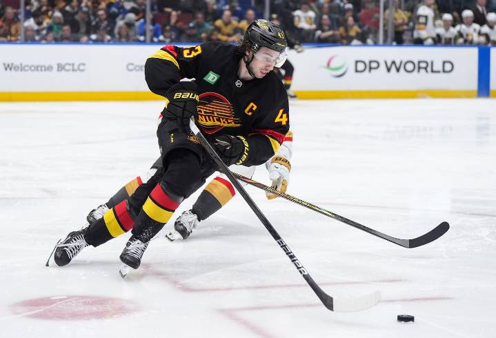 Vancouver Canucks players already buying into new coach’s system: Rutherford