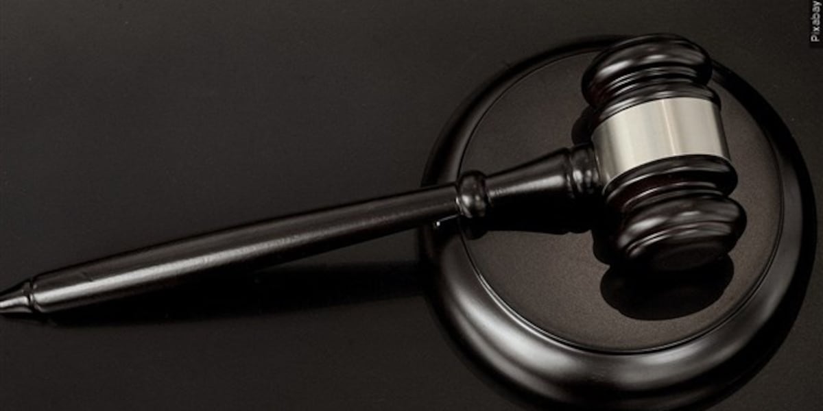 Wisconsin felon sentenced for holding northeastern Iowa woman at gunpoint