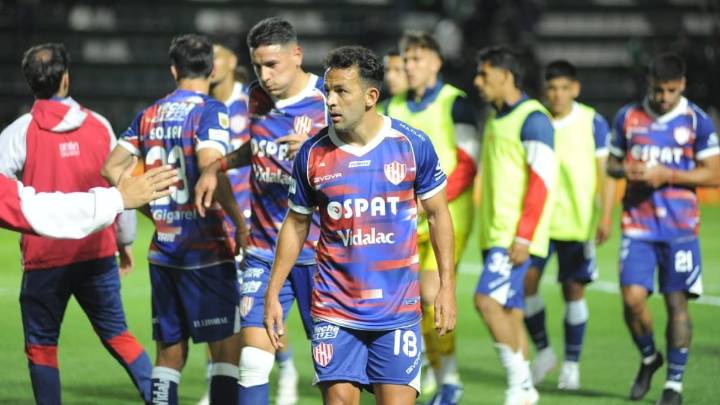 Punto inteligente en una cancha difícil: Unión igualó ante Banfield y continúa cómo líder