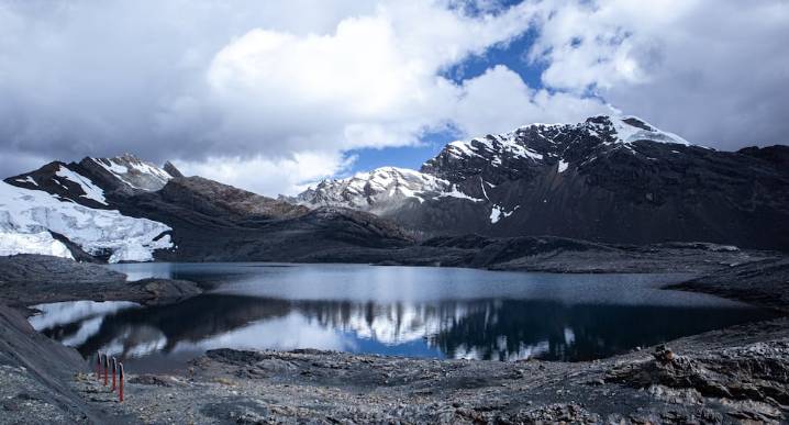 El Búho frente al nevado Pastoruri