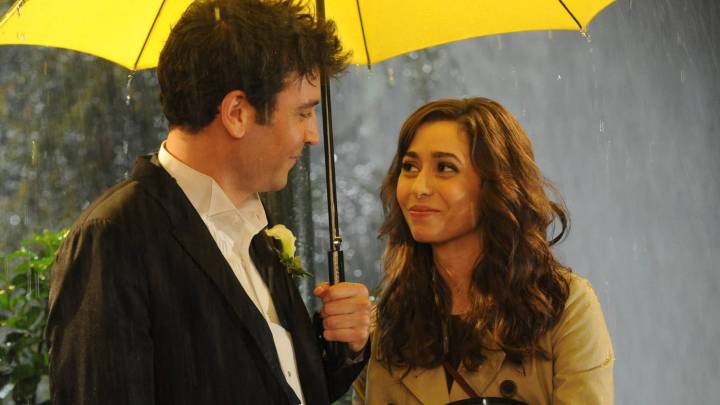 10 Sitcom Series Finales That Delivered Satisfying Endings