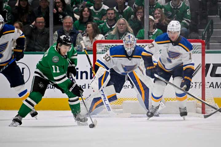 St. Louis Blues Veteran Defenceman Signs On for Three More