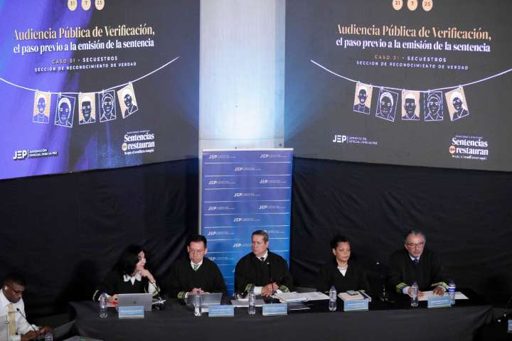 Investigación de siete años y sanciones restaurativas a responsables del conflicto colombiano
