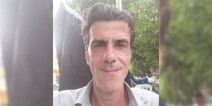 Reaparece exprofesor de Unimagdalena que deambuló en las calles: dice que fue víctima de difamación El exprofesor, que ostenta la ciudadanía española, dice que hay todo un complot en su contra. Señala