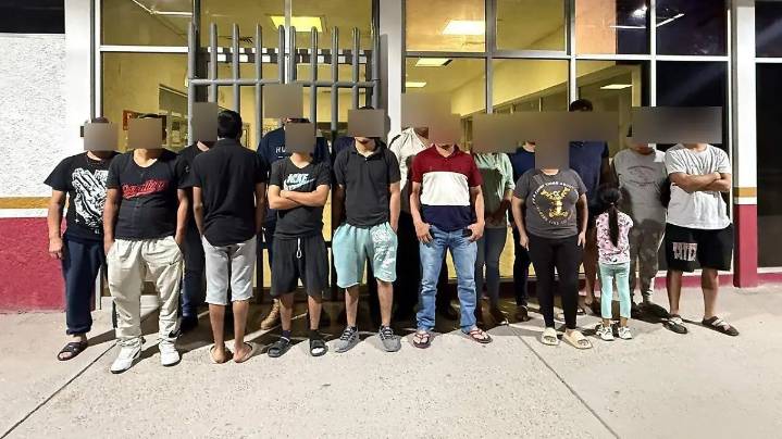 Detienen a hombre que tenía secuestrados a 17 migrantes en Ciudad Juárez; aseguran armamento