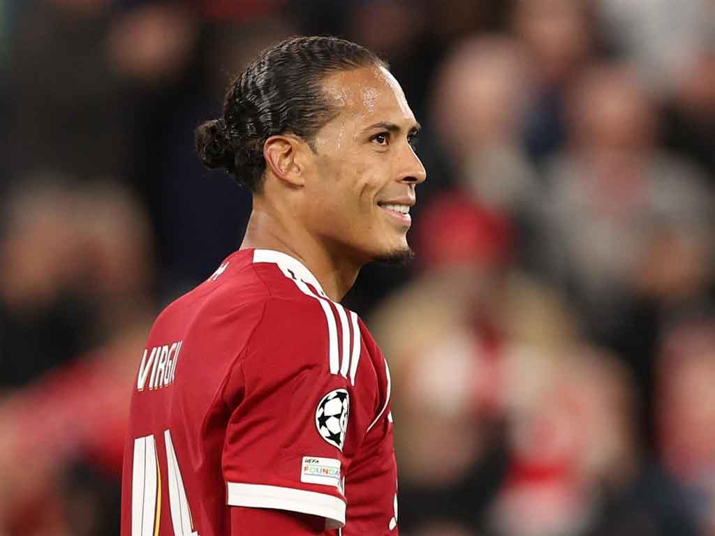 Van Dijk amarga al Atlético Madrid en Champions League