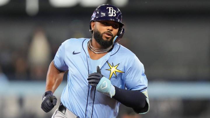 Junior Caminero hits 45th HR, 1 shy of Rays record, in loss to Blue Jays