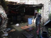 Alista Bienestar apoyos para afectados de Neza e Iztapalapa tras intensas lluvias