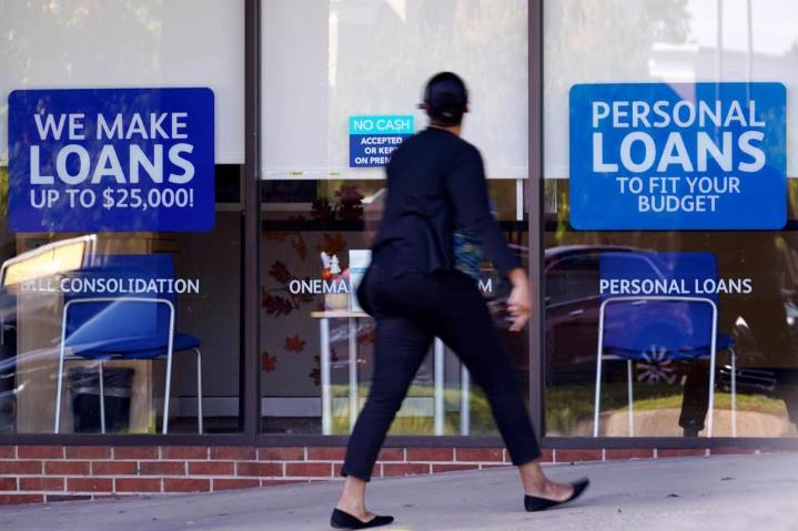Gen Z’s credit scores are dropping. Here’s what to do if yours is too