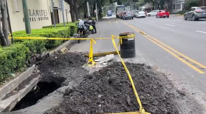 Nuevo socavón en Eje 8 Sur genera alerta y cierres viales en la colonia Del Valle