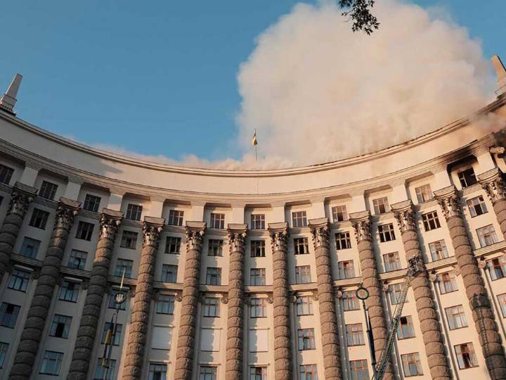 Bombardeo inédito: Rusia ataca sede del gobierno ucraniano