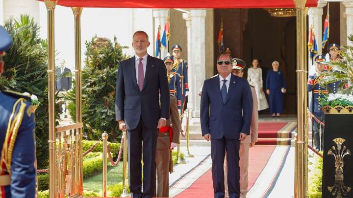 El Rey denuncia ante el presidente egipcio el “brutal e inaceptable sufrimiento” en Gaza