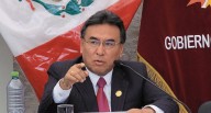 Consejero regional por Arequipa, Miguel Linares, no debió contratar con el Estado y notaría