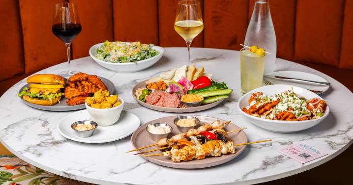 Side Saddle brings wine, food and fun to southeast Atlanta neighborhood