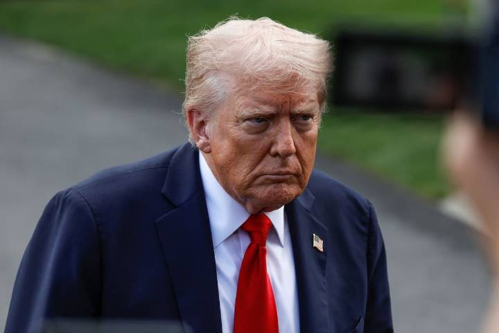 Trump confirmó que EE.UU. ha destruido 3 narcolanchas provenientes de Venezuela en el Caribe