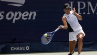Iga Świątek achieves feat not seen in 20 years by advancing to US Open quarterfinals