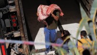 La Policía secuestró para análisis bromatológico la carne del camión que volcó en el Acceso Este