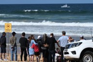 Un surfista murió tras ser atacado por un tiburón en una playa de Australia