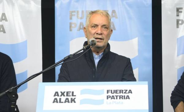 Julio Alak anunció la victoria en La Plata: "Hoy triunfó la voluntad de un pueblo"