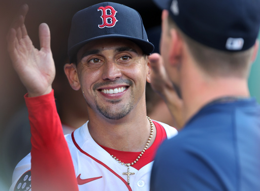 Red Sox beat Tigers 4-3, clinching AL Central title for Guardians