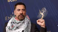 Javier Bardem denuncia el genocidio de Israel en Gaza en la alfombra roja de los Emmy