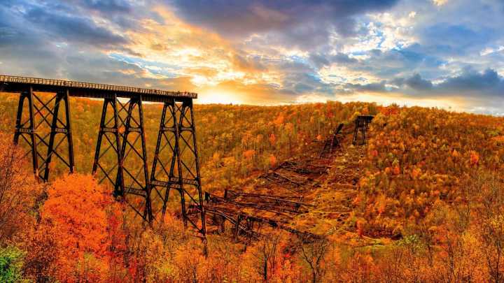 A Hidden Fall Foliage Viewpoint Just Reopened—But Only For A Limited Time
