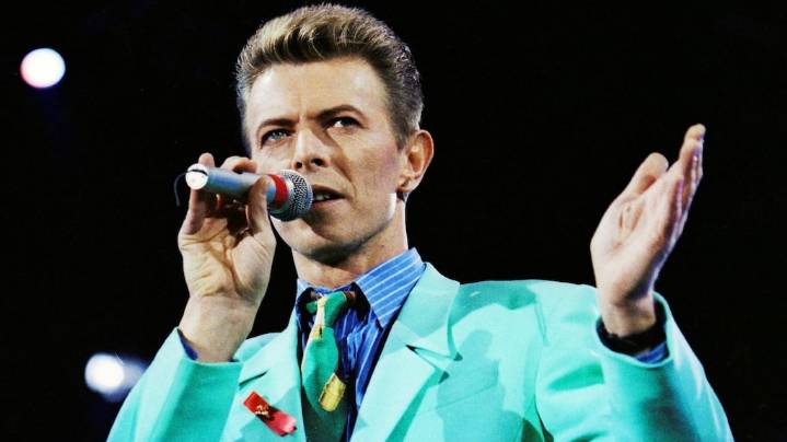 Abrió un centro dedicado a David Bowie: las fotos de la exposición que reúne más de 80 mil objetos