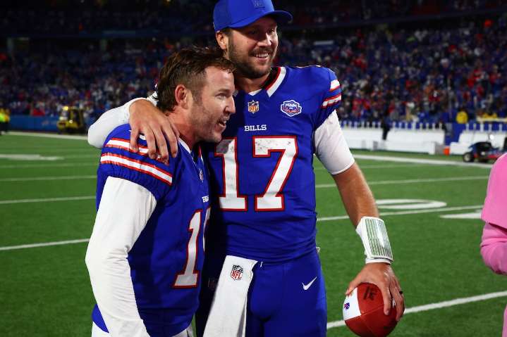 Josh Allen has 5-word response for Bills Mafia who left Ravens game early