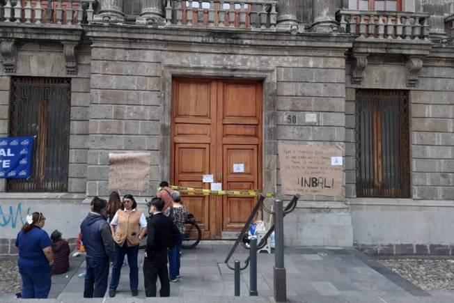 Sindicatos cierran museos y recintos del INBAL