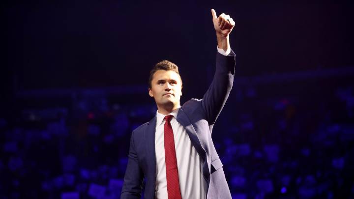 Artistas mexicanos escriben corridos musicales en honor a Charlie Kirk